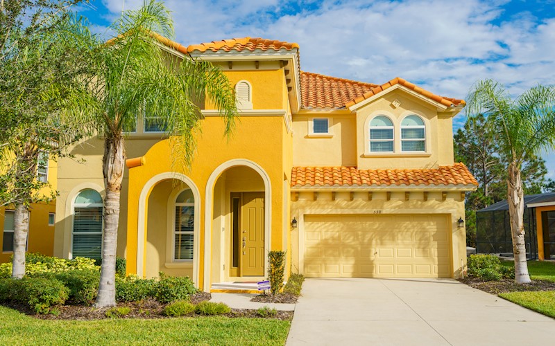 Whispering Lily Davenport, Orlando, Florida